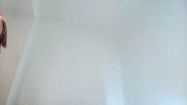 saramaartinez online show from 02/13/26, 01:55