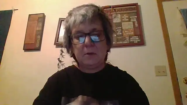 becky1111 online show from 05/20/26, 09:39