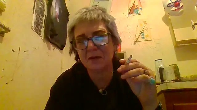 becky1111 online show from 04/19/26, 07:16