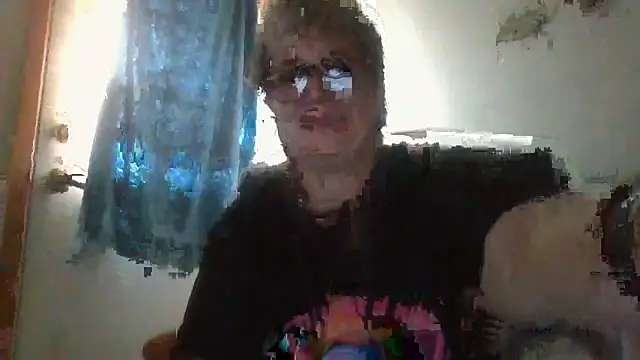becky1111 online show from 05/12/26, 10:27