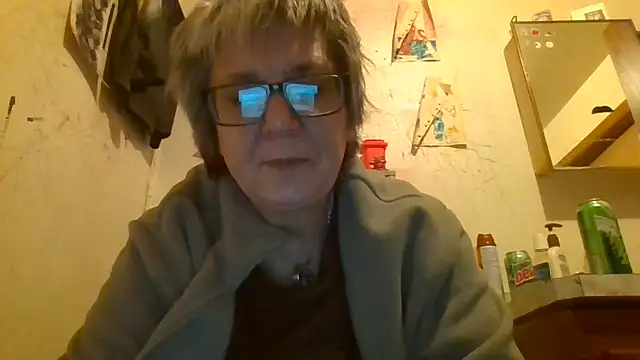 becky1111 online show from 05/19/26, 08:54