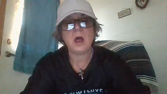 becky1111 online show from 05/09/26, 02:20
