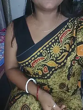 Snapshot of MAHI066 chatting on 06/27/26, 02:01 MAHI066 online show from 06/27/26, 02:01