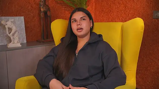 SunnyOstroski online show from 12/19/25, 11:56