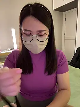 Snapshot of lele-520 chatting on 02/10/26, 02:49 lele-520 online show from 02/10/26, 02:49