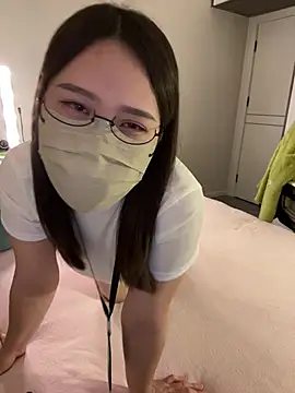 Snapshot of lele-520 chatting on 02/05/26, 03:19 lele-520 online show from 02/05/26, 03:19