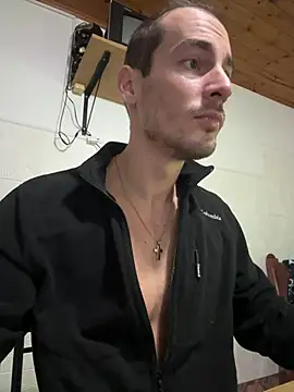 maximuss789 online show from 04/07/26, 12:51