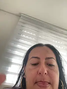 evelyn harpeery online show from 05/06/26, 07:18