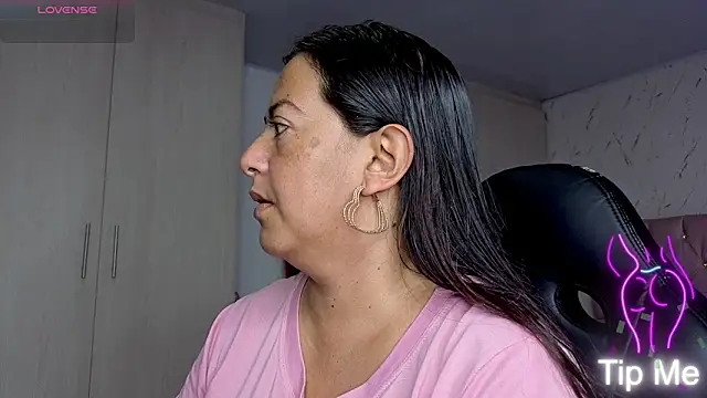 evelyn harpeery online show from 02/10/26, 10:36