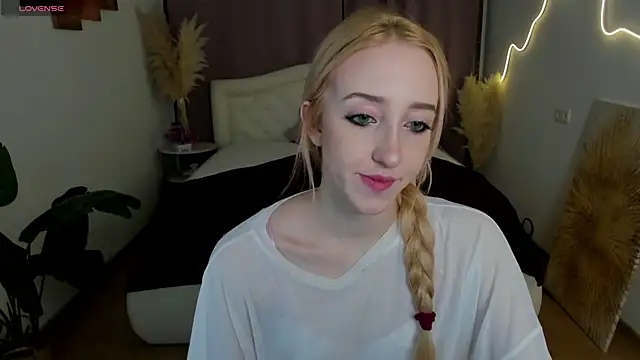 anora baby online show from 02/06/26, 07:43