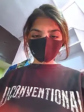 kinsu4763 online show from 01/11/26, 04:08