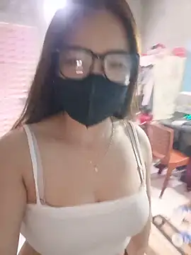 lanahotvn online show from 05/17/26, 05:07