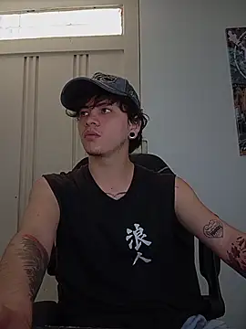 mathias crimson online show from 12/22/25, 02:50