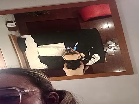 Good girl6911 online show from 12/21/25, 03:52