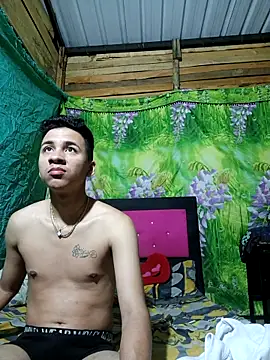 Snapshot of Zoe_axellxxxx chatting on 12/18/25, 09:03 Zoe axellxxxx online show from 12/18/25, 09:03