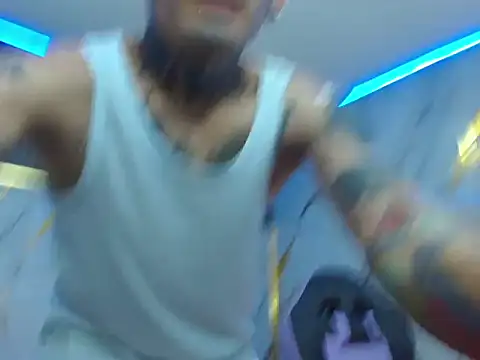 Snapshot of Boy_tatto77 chatting on 02/14/26, 06:41 Boy tatto77 online show from 02/14/26, 06:41