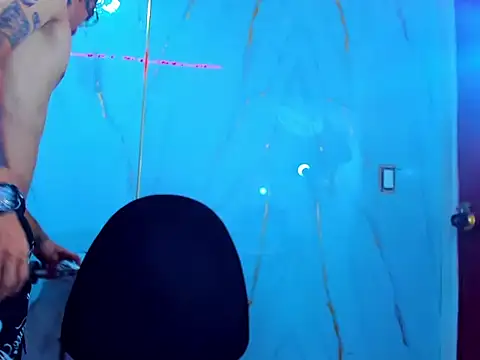 Snapshot of Boy_tatto77 chatting on 04/14/26, 01:10 Boy tatto77 online show from 04/14/26, 01:10