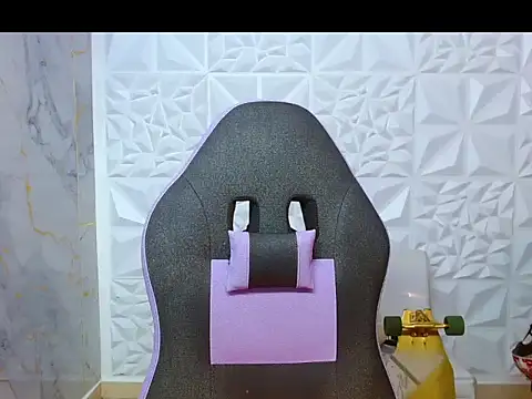 Snapshot of Boy_tatto77 chatting on 02/27/26, 02:39 Boy tatto77 online show from 02/27/26, 02:39