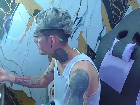 Snapshot of Boy_tatto77 chatting on 02/12/26, 06:51 Boy tatto77 online show from 02/12/26, 06:51