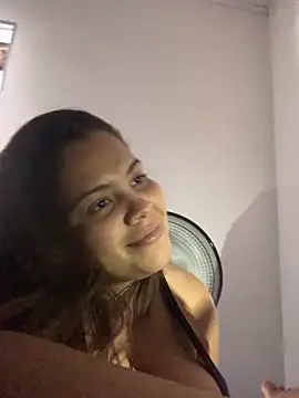 Snapshot of casalsativa99 chatting on 12/19/25, 06:32 casalsativa99 online show from 12/19/25, 06:32