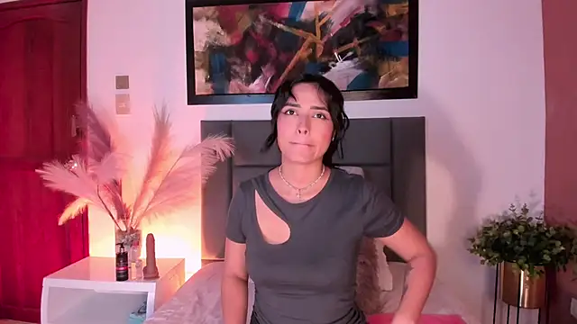 Snapshot of GahiaBelucci chatting on 06/18/26, 05:51 GahiaBelucci online show from 06/18/26, 05:51