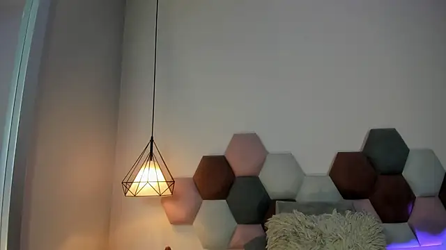 GahiaBelucci online show from 04/16/26, 06:08