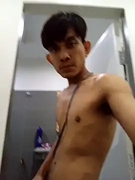 spitspittonmyface online show from 12/18/25, 03:38