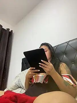 Nini  online show from 02/13/26, 06:19