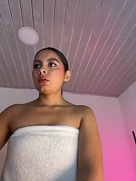 Nicollewest1 online show from 03/17/26, 01:52