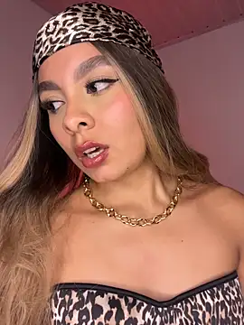 Nicollewest1 online show from 02/03/26, 12:21