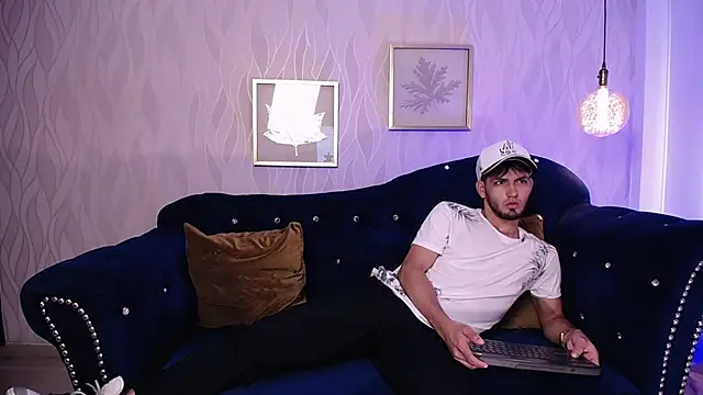 HarryFosster online show from 02/02/26, 06:18