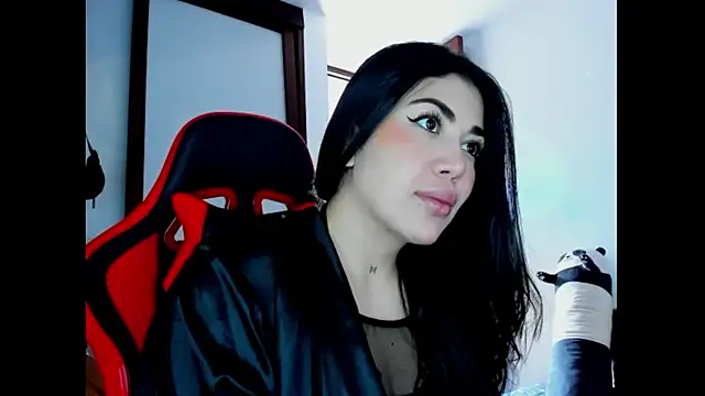 Snapshot of iiriinna_vassilieva chatting on 01/19/26, 02:54 iiriinna vassilieva online show from 01/19/26, 02:54