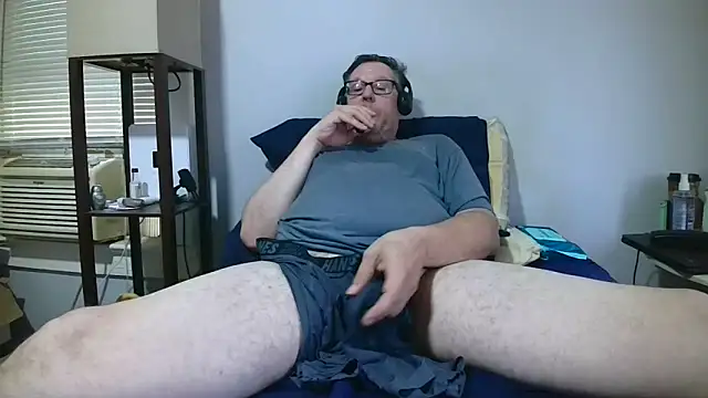 Snapshot of Notalwaysup chatting on 06/22/26, 04:59 Notalwaysup online show from 06/22/26, 04:59