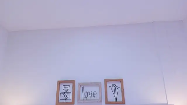 amber  ferrera online show from 03/06/26, 07:42