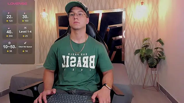 Noah Clarkk online show from 02/26/26, 05:46