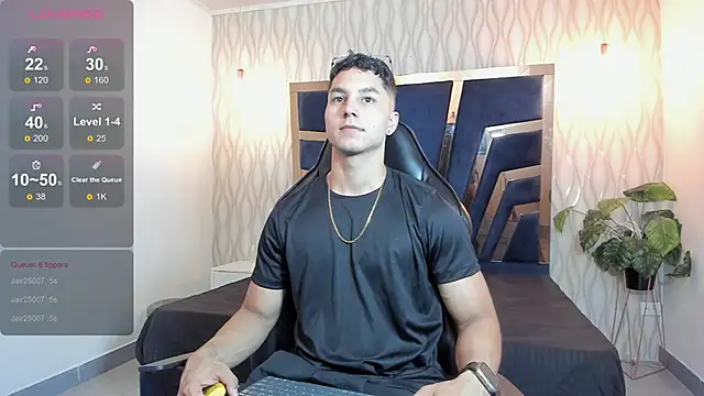 Noah Clarkk online show from 04/16/26, 05:14