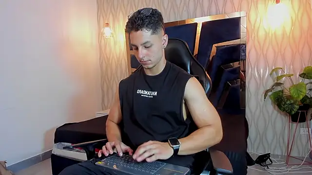 Noah Clarkk online show from 03/28/26, 05:25