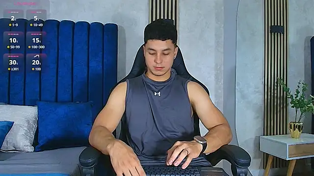 Noah Clarkk online show from 06/01/26, 05:34