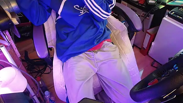 Gay-Versaut online show from 02/23/26, 11:16