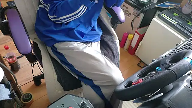 Gay-Versaut online show from 02/09/26, 12:14