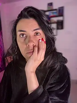 Snapshot of Sky_Girl_LS chatting on 02/10/26, 03:49 Sky Girl LS online show from 02/10/26, 03:49