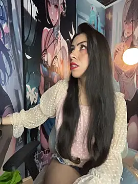 Snapshot of Sky_Girl_LS chatting on 12/21/25, 02:57 Sky Girl LS online show from 12/21/25, 02:57