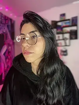 Snapshot of Sky_Girl_LS chatting on 02/09/26, 04:21 Sky Girl LS online show from 02/09/26, 04:21