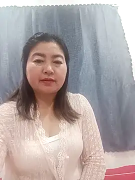 Snapshot of Jumi_livesexy chatting on 02/22/26, 02:41 Jumi livesexy online show from 02/22/26, 02:41