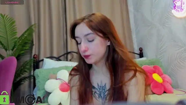 Snapshot of Hi__Karuuu chatting on 01/18/26, 01:09 Hi Karuuu online show from 01/18/26, 01:09