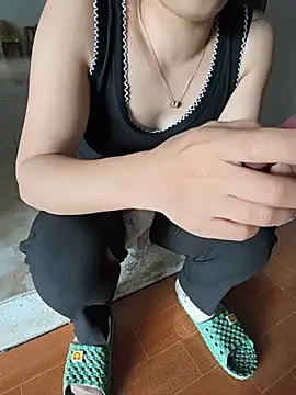 Snapshot of Sweet-Berryy chatting on 06/06/26, 11:32 Sweet-Berryy online show from 06/06/26, 11:32