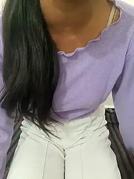 Snapshot of Khusbhoo78 chatting on 12/19/25, 04:27 Khusbhoo78 online show from 12/19/25, 04:27