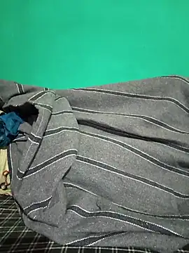 QWEEN7B online show from 02/18/26, 06:48