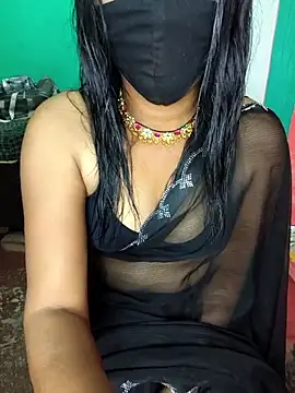 QWEEN7B online show from 02/18/26, 06:44