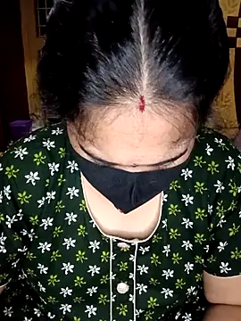 maduri   online show from 03/25/26, 05:34